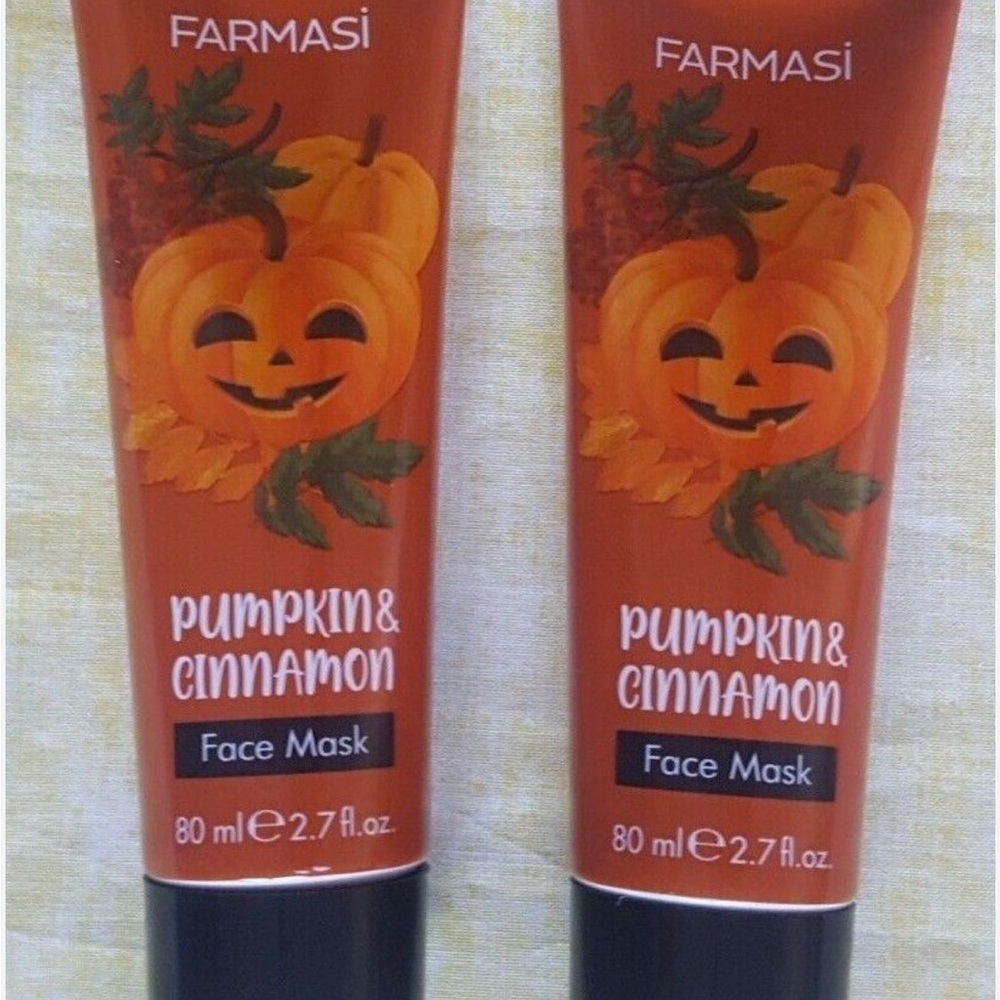 Farmasi Pumpkin Cinnamon face mask
